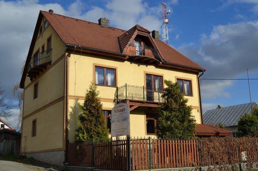 Apartmány Village Velky Slavkov Exterior foto