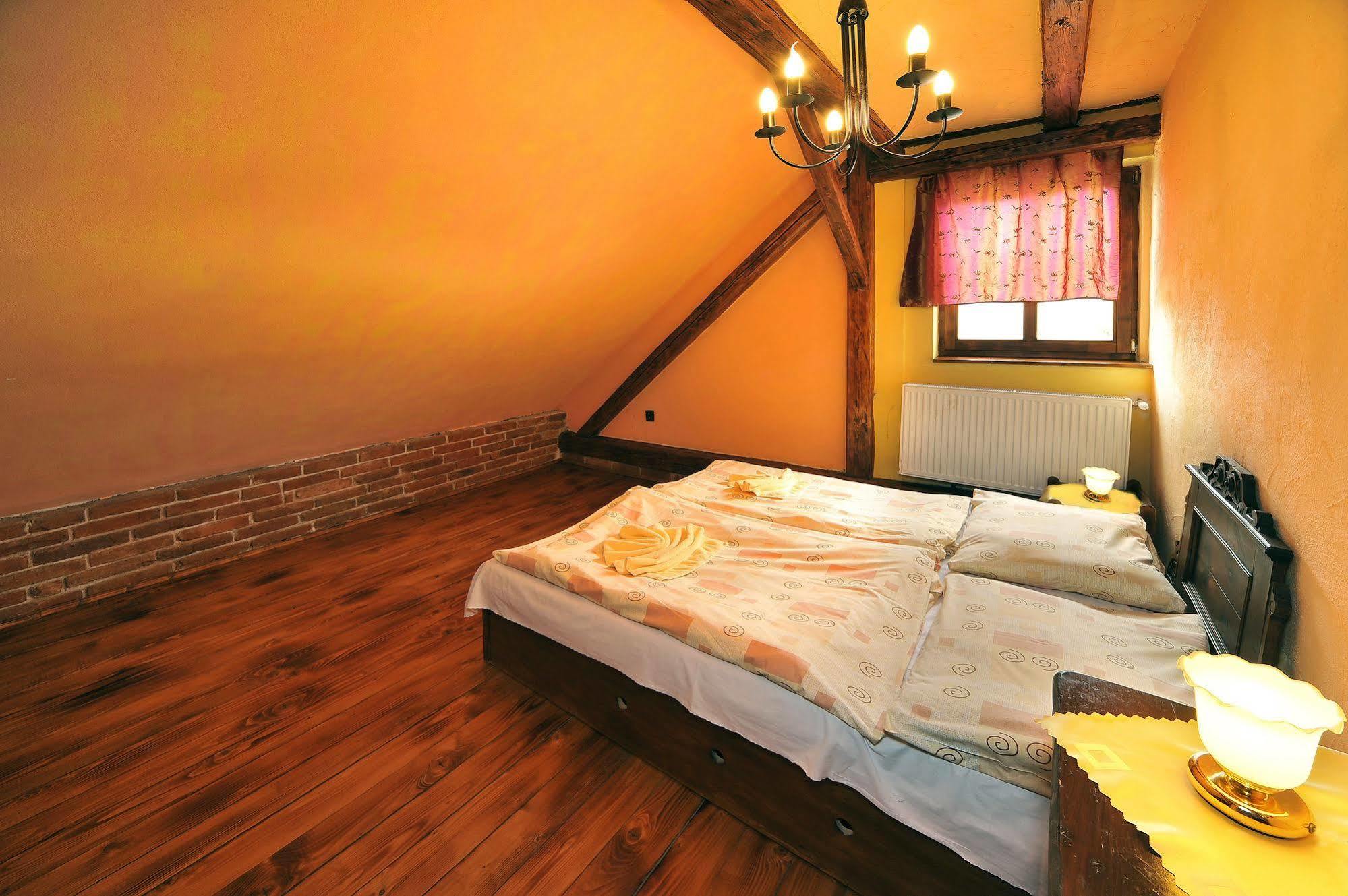 Apartmány Village Velky Slavkov Exterior foto