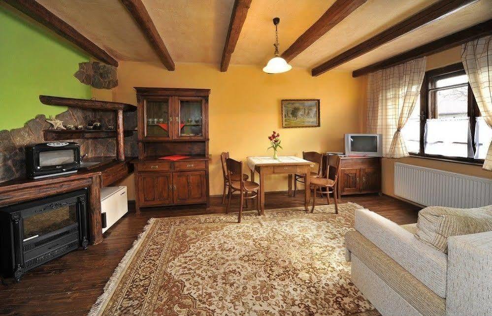 Apartmány Village Velky Slavkov Exterior foto