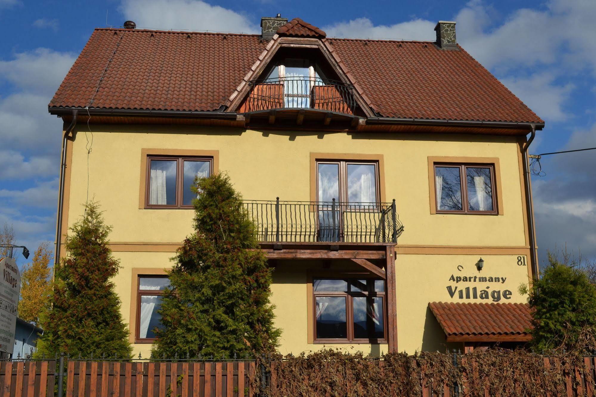 Apartmány Village Velky Slavkov Exterior foto