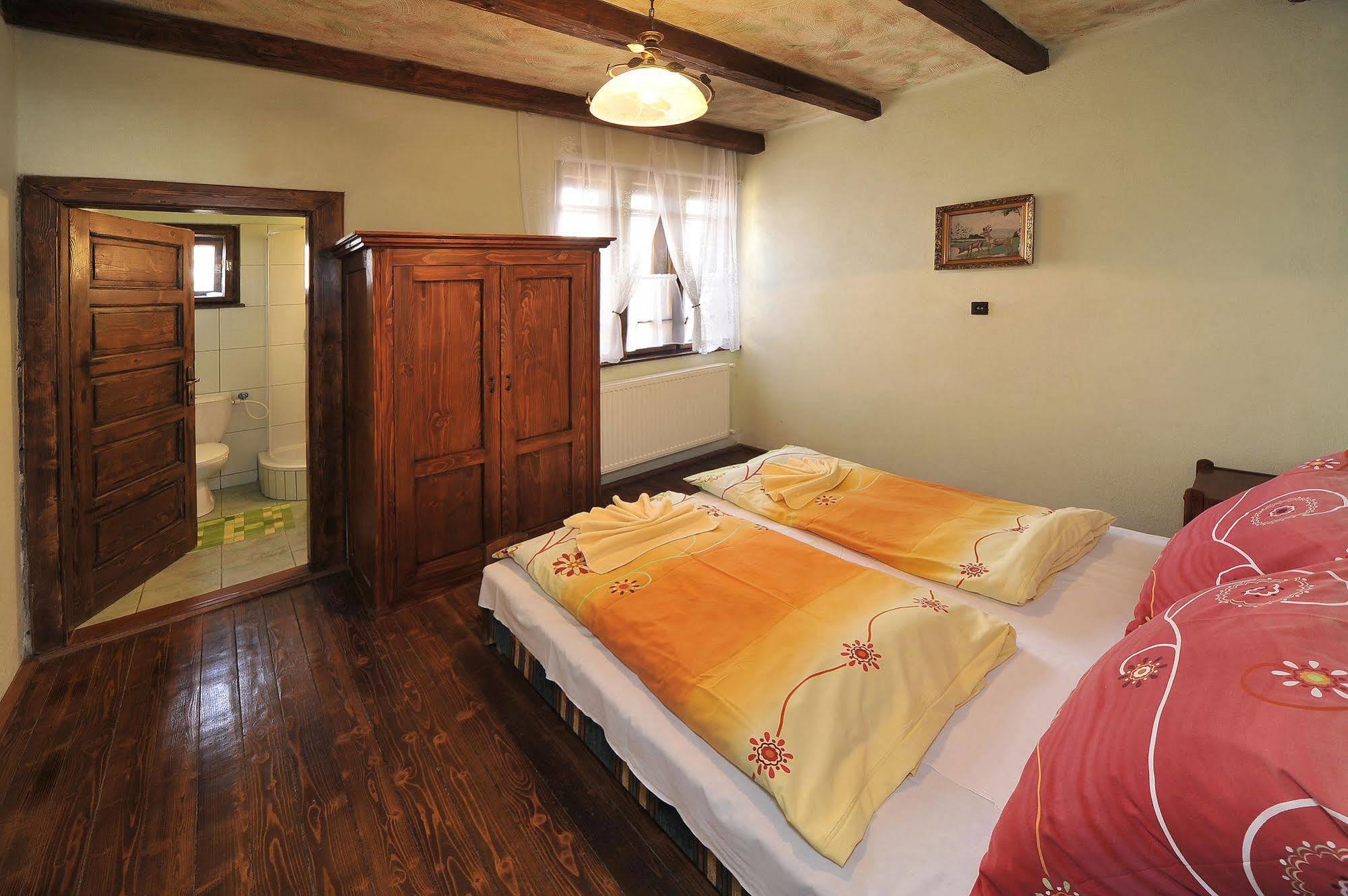 Apartmány Village Velky Slavkov Exterior foto